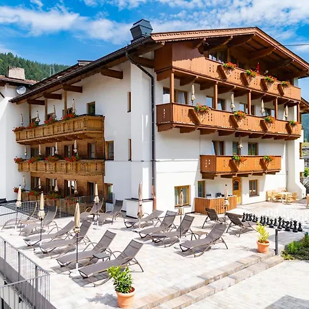 Hotel Landhotel Tirolerhof - Wildschoenau - Premium Card Im Sommer 3*