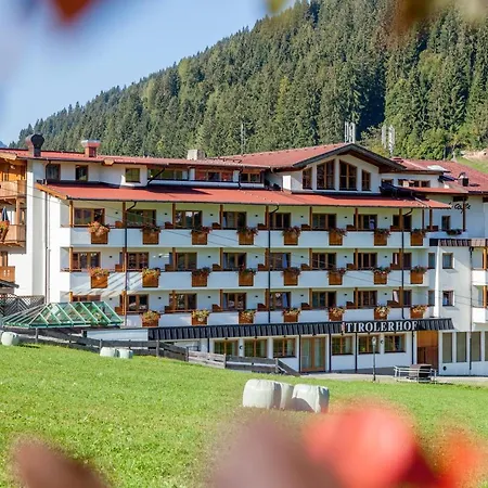 Hotel Tirolerhof - - Premium Card Im Sommer 3*